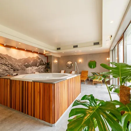 210 - Zakopianski - Sauna & Jacuzzi & Plac Zabaw & Silownia アパート ザコパネ